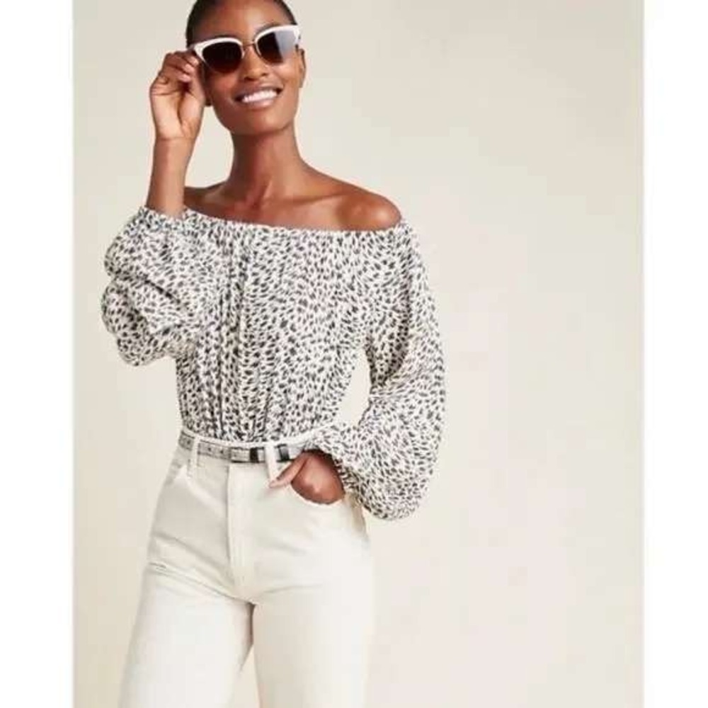 Anthropologie Top Extra Small Tan Black Cascais Off Shoulder Animal Print Blouse